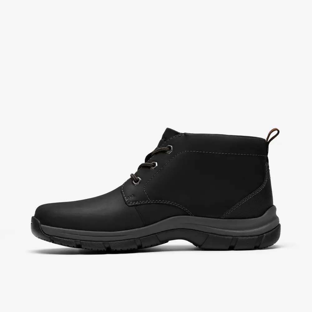 Mens Walpath Chukka Black Leather Boots online