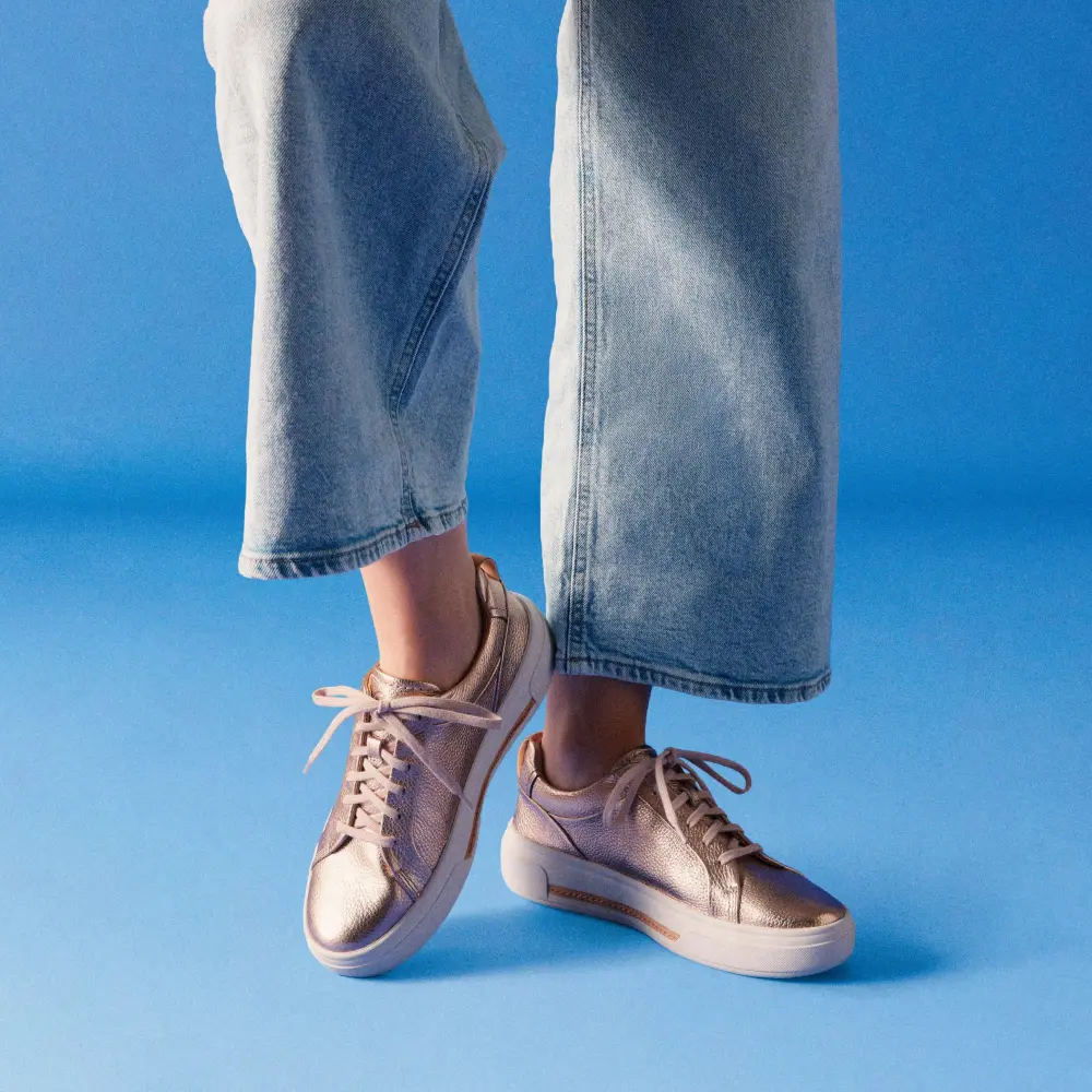Women’s Hollyhock Walk Copper Metallic Sneakers online