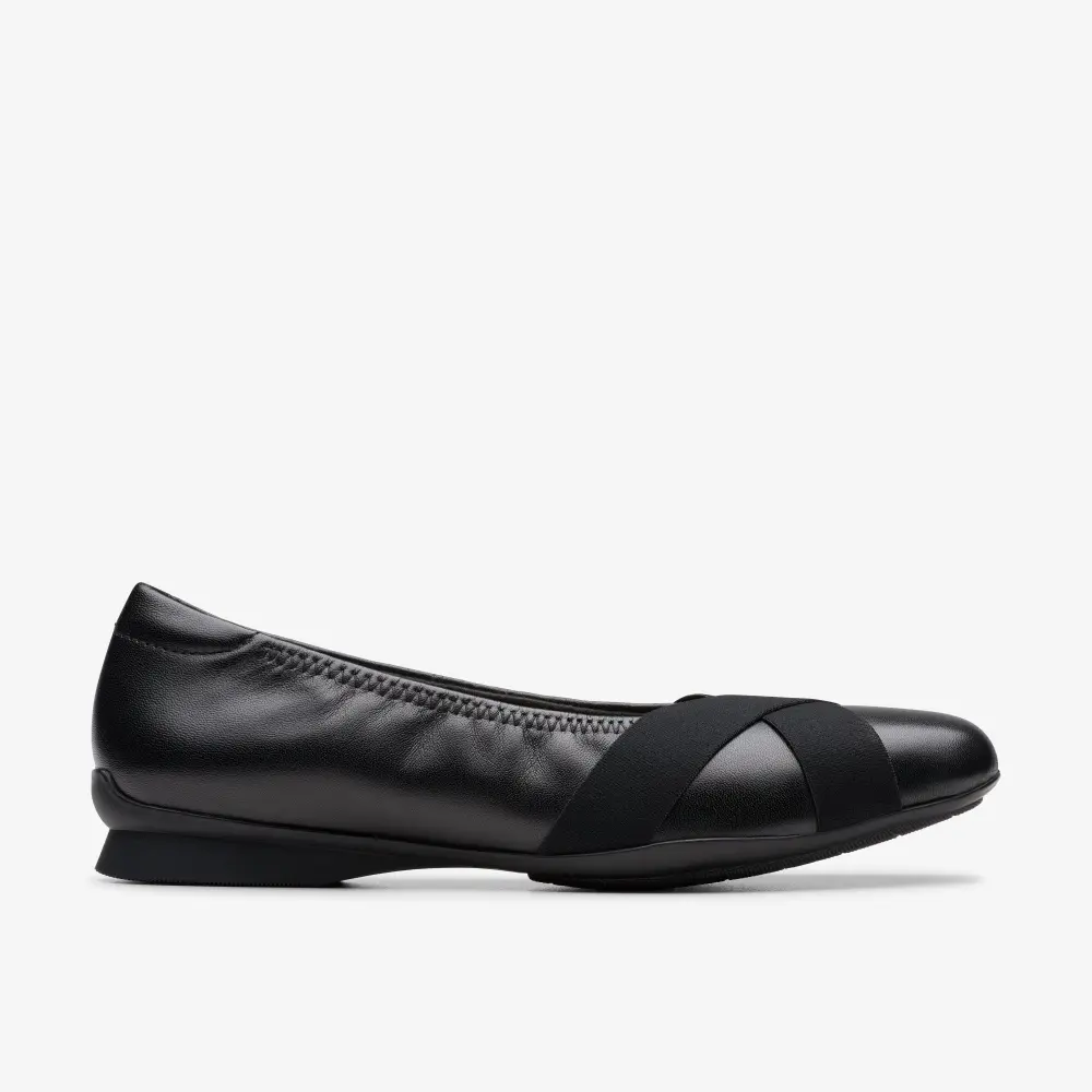 Womens Jazmynn Gem Black Leather Flats online